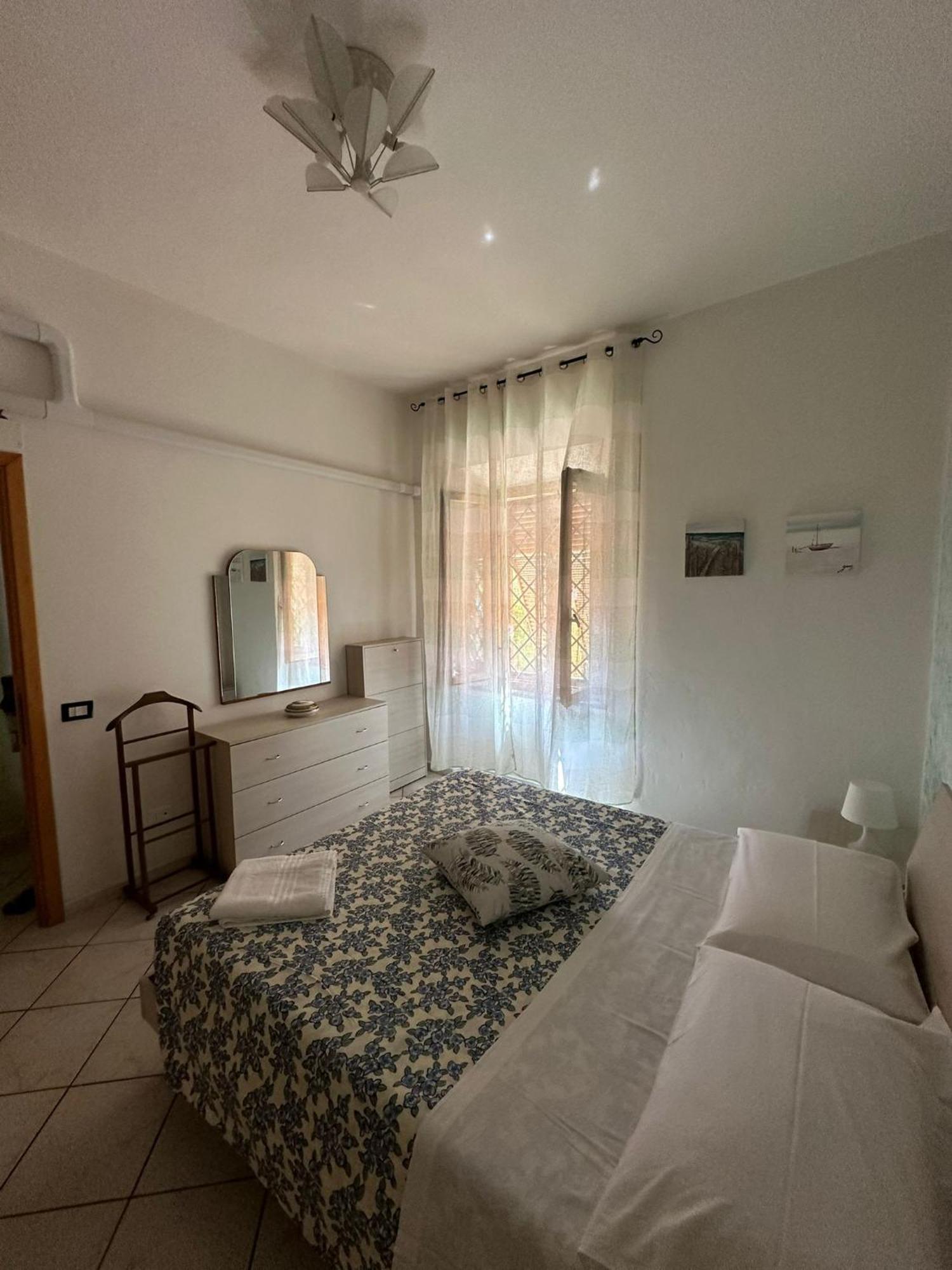 La Casa Di Nonna Ottorina Apartment เวนตูรีนา แตร์เม ภายนอก รูปภาพ